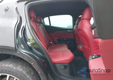 2023 Maserati Grecale Modena из США, поврежденный, VIN ZN682AVM6P7428895